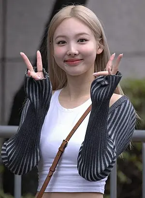 Nayeon (singer) Portrait